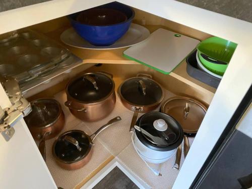 Water Street Apartmentsにあるキッチンまたは簡易キッチン