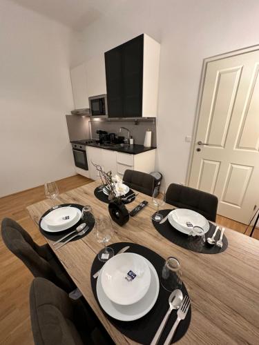 Cozy apartment in Vienna 5-Monthly Stays Only
