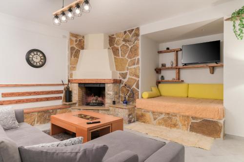 Domelia's Luxury Apartments near Airport & beach