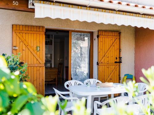 Villa 2P Mezzanine, Terrasse, Parking, WIFI, Narbonne - 50m Plage - FR-1-409-51