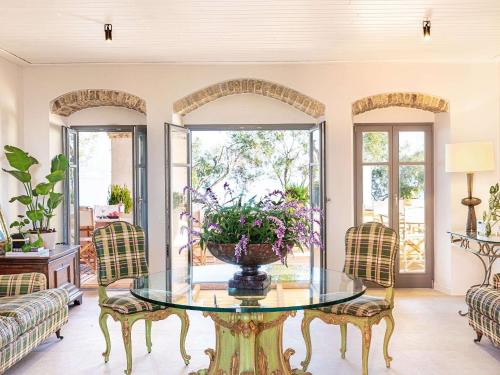 Posezení v ubytování Corfu Imperial, A Grecotel Resort to Live