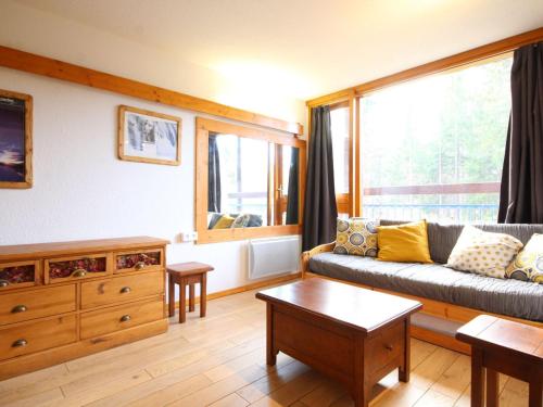 Appartement Rénové au Centre, Balcon Sud-Ouest, Wifi Gratuit, Proche Pistes et Commerces - FR-1-346-319