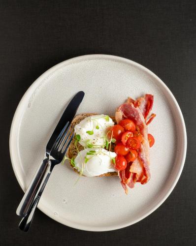クルーズの敷地内または近くでの食事または食べ物