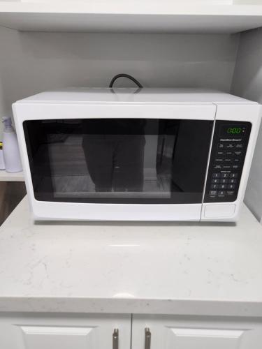 Fotografie z fotogalerie ubytování SUITE A 2 Bedroom Apartment v destinaci Brampton