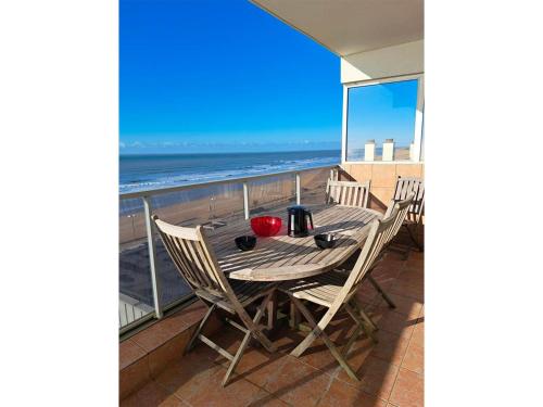 Appartement 2 Chambres - Dernier Étage - Terrasse Face Mer - Parking Sécurisé - FR-1-323-483