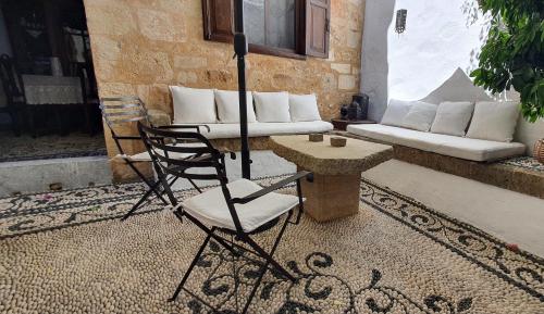 Χώρος καθιστικού στο Villa Aphrodite Lindos Suites