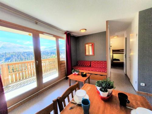 Résidence Les Chaumettes - 2 Pièces pour 6 Personnes MAE-8594