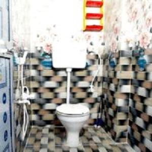 Kylpyhuone majoituspaikassa Shivay Guest House
