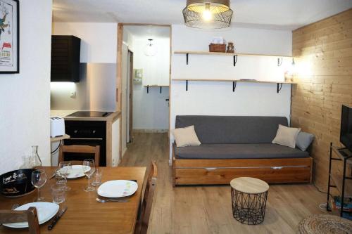 Résidence Aupillon - LES ORRES 1650 APPARTEMENT 6 PERSONNES MAE-0591