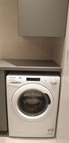 Stylish Studio near Athens Hilton, Self Check-in!