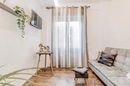 LoungeFloor Metro A Netflix & Wi-Fi