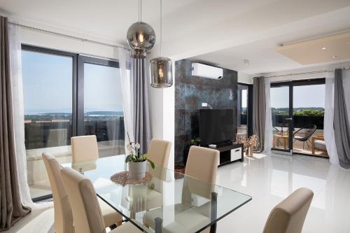 Χώρος καθιστικού στο Apartments Sara II