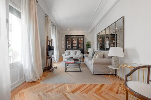 Puerta de Alcalá - Exclusive apt. 130m2 2D 2.5B