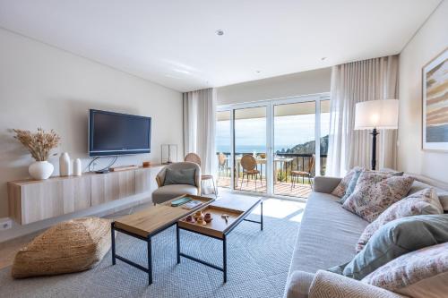 Foto Stuning Views 2BR Apt, Beach access, Parking 5