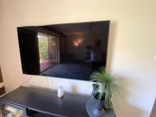 TV at/o entertainment center sa Self contained 2 bedroom unit