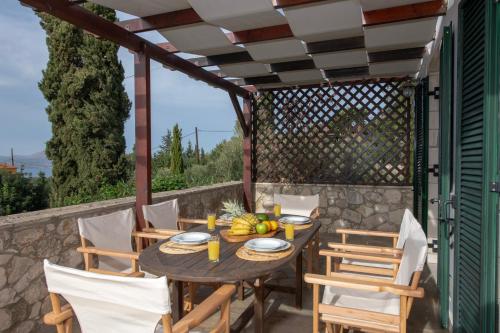 Balkón nebo terasa v ubytování Villa Piper - Pool - Jacuzzi - Sea View - Near the Beach