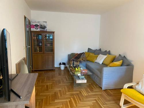 TV a/nebo společenská místnost v ubytování Rockville House Nomad Apartment