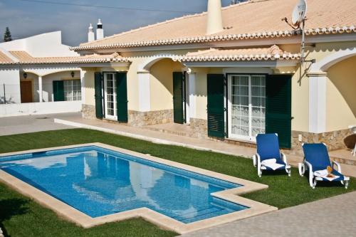 Bonita Moradia c/ Piscina em SAGRES