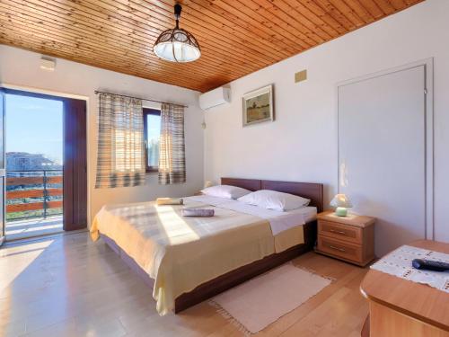 Apartment Perkovic-2 by Interhome