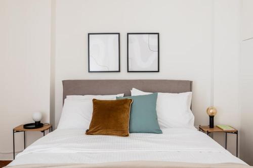 Faliro Sunlit 3BR Apartment by UPSTREET