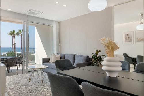 Phaedrus Living: Seaview Luxury Flat Limnaria 150