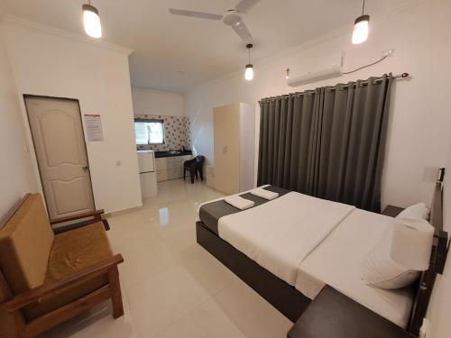 Gallery image ng Hotel RSA Residency sa Pernem