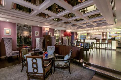 The Sukosol Hotelにあるシーティングエリア
