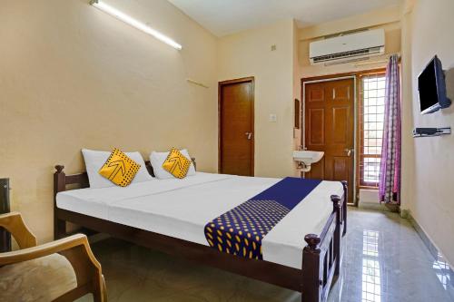 מיטה או מיטות בחדר ב-SPOT ON Bright Homes