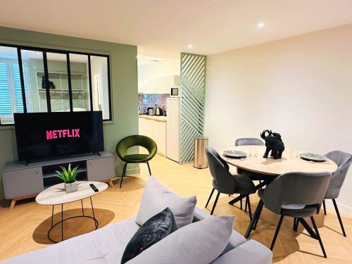 Le Scandinave - PROCHE MACON - PARKING GRATUIT - NETFLIX - FIBRE