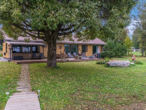 Κήπος έξω από το Holiday Home Kiviniemi by Interhome