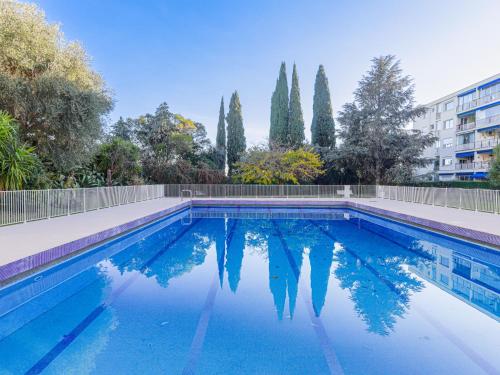 Apartment Terrasses de la Baie des Anges by Interhome