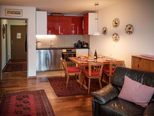 Kuchyň nebo kuchyňský kout v ubytování Apartment Primavista-5 by Interhome