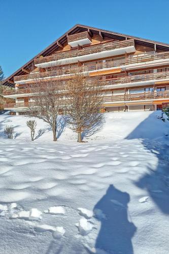 Apartment Crans-Colline 17 by Interhome