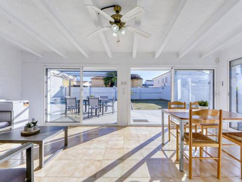 Holiday Home Villa Montgrí by Interhome