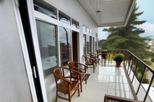 Svalir eða verönd á Villa Tiara