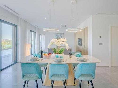Posezení v ubytování Villa Villa Icaro by Interhome