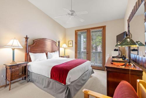 Un pat sau paturi într-o cameră la Standard Room #816(B SIDE)