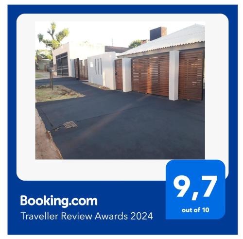 a screenshot of a trolley redeemerview awards at La casita in Puerto Iguazú