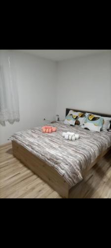 Postel nebo postele na pokoji v ubytování Poljoprivredno gazdinstvo Petkovic
