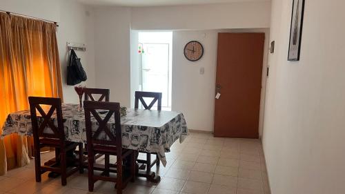 Χώρος καθιστικού στο Ce Ro Apartment
