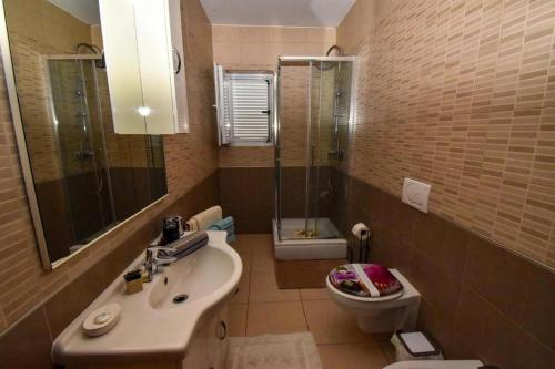 Apartments with parking space Supetarska Draga - Gornja, Rab - 22213