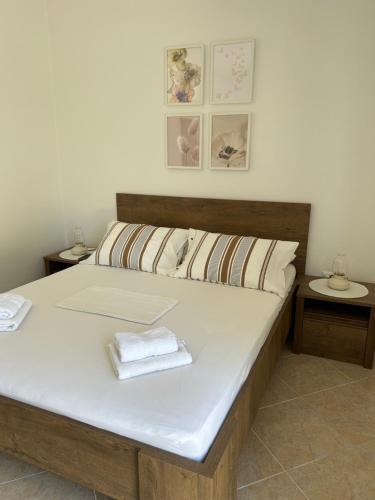 Postel nebo postele na pokoji v ubytování Apartments Villa Diha