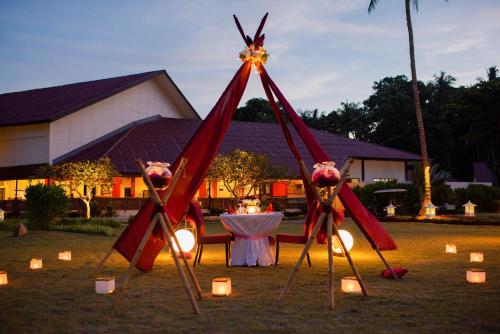 Zahrada ubytování Mayang Sari Beach Resort