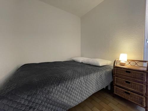 Photo de la galerie de l'établissement Studio cabine face plage avec parking, ascenseur, local vélos - 30m de la mer, commerces à pied - FR-1-338-522, à Sète