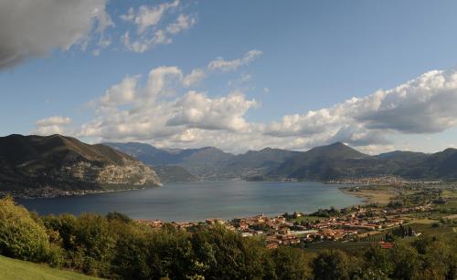 Gallery image of la Casa del Patio in Iseo