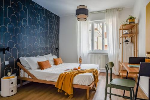 Postel nebo postele na pokoji v ubytování Depero di TSS' - Nuova Sauna infrared, FREE Parking, vicino al MART, Supermercato, Ristoranti