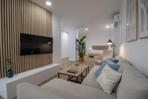 Cid 90 Flat by Concept