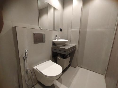 Ένα μπάνιο στο Hotel Gagan Plaza