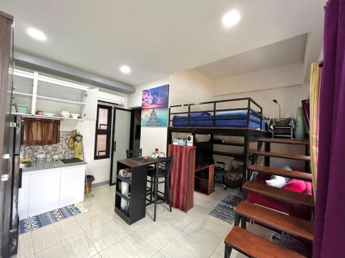 Η κουζίνα ή μικρή κουζίνα στο Studio B Loft M&K's Guesthouse