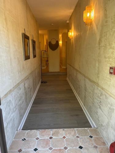 Photo de la galerie de l'établissement HOTEL MAISON BOURNISSAC, à Noves